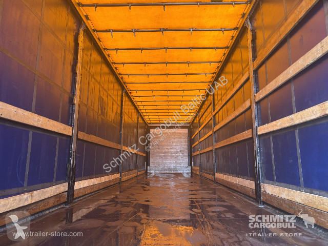 Semitrailer Schmitz Cargobull Semitrailer...