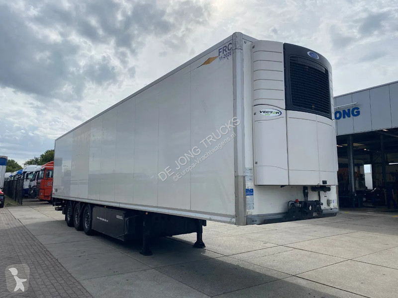 Semitrailer Kögel S24-4 Frigo / Carrier Vector...