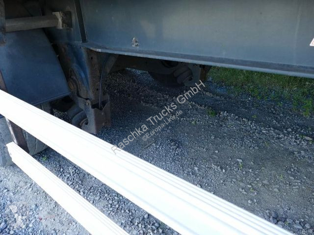Oplegger Fruehauf Pritsche/Plane*