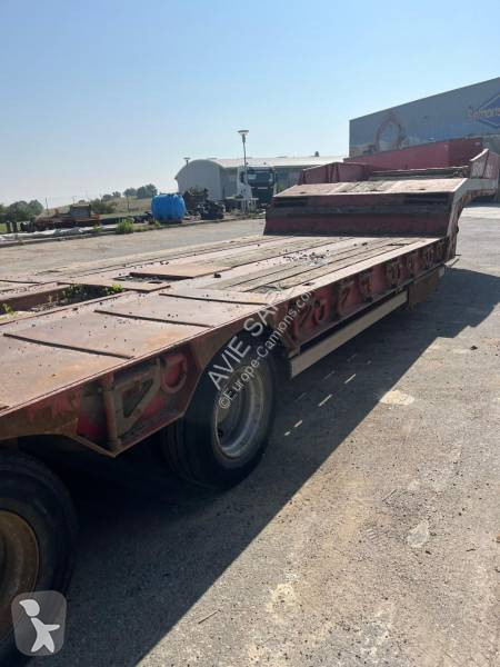 نصف مقطورة Castera SEMI REMORQUE PORTE ENGIN...