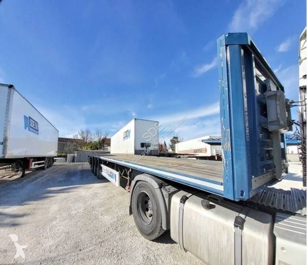 نصف مقطورة Fruehauf
