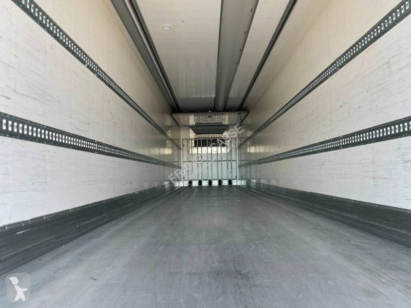 نصف مقطورة Chereau