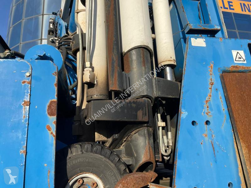 نصف مقطورة Fruehauf