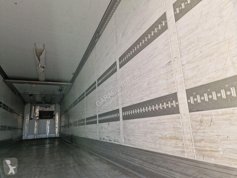 نصف مقطورة Schmitz Cargobull  FRIGORIFIQUE + HAYON