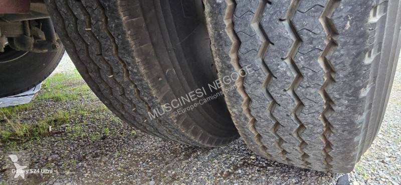 نصف مقطورة Fruehauf