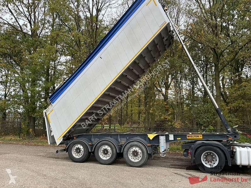Semitrailer Wielton NW-3 26m3 kippertrailer 3...