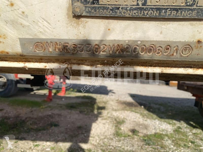 نصف مقطورة Robuste Kaiser S3302V Steel Trailer