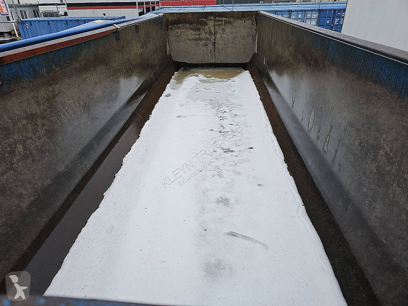 نصف مقطورة Carnehl HALFPIPE 28M3