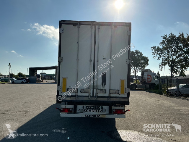 نصف مقطورة Schmitz Cargobull Tiefkühler Standard