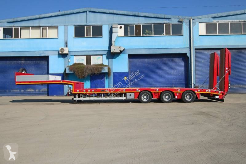 Nosič strojů Yalcin PTE ENGIN 3 ESSIEUX EXTENSIBLE