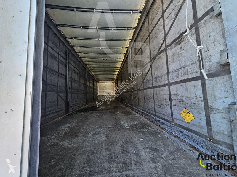 نصف مقطورة Schmitz Cargobull 24