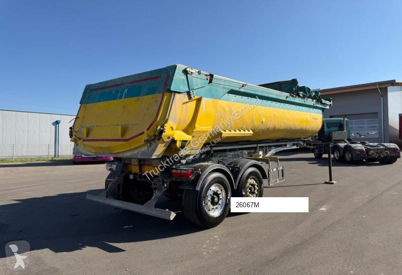 نصف مقطورة Schwarzmüller 663 SPA 2/E