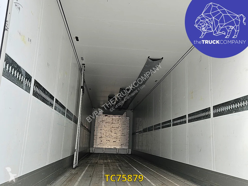 نصف مقطورة Schmitz Cargobull