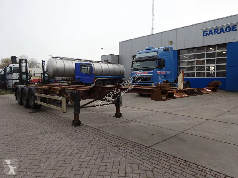 نصف مقطورة Renders Container Chassis / SAF + DRUM
