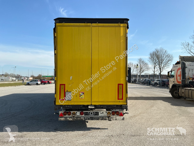 نصف مقطورة Schmitz Cargobull Curtainsider Mega