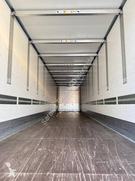 نصف مقطورة Schmitz Cargobull