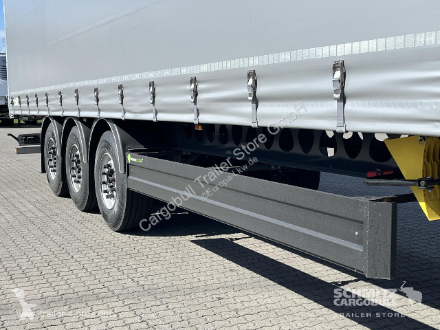 نصف مقطورة Berger Curtainsider Standard Getränke
