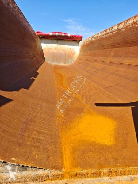 نصف مقطورة Fruehauf
