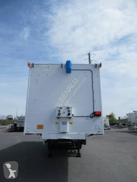 Semitrailer Benalu