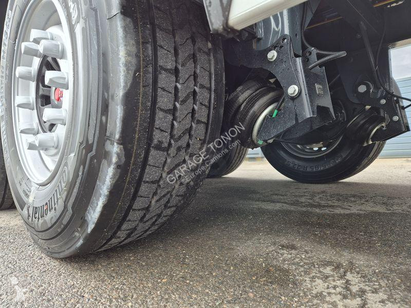 نصف مقطورة Lecitrailer  PLATEAU TWISTLOCKS