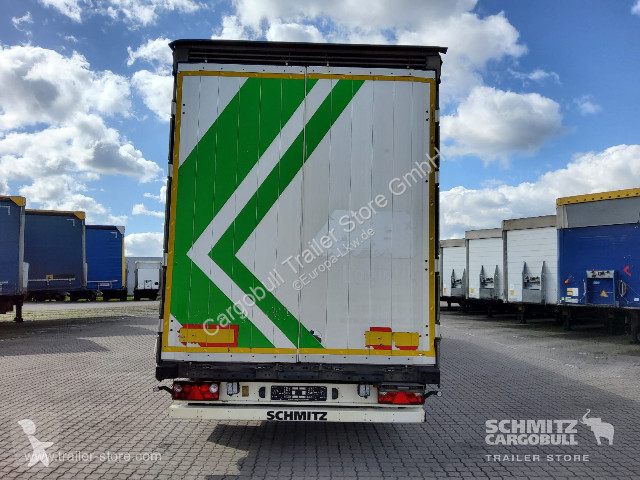 نصف مقطورة Schmitz Cargobull Curtainsider Mega...