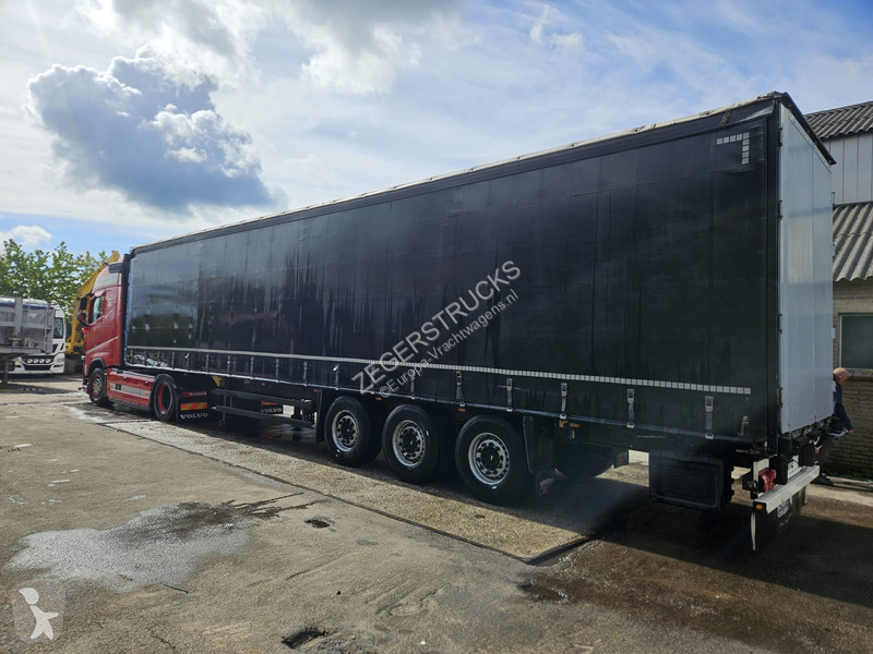 نصف مقطورة Schmitz Cargobull