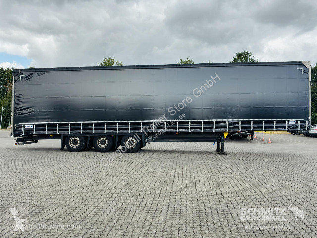Návěs Schmitz Cargobull Curtainsider Mega Getränke