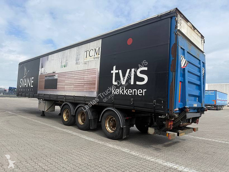 نصف مقطورة Kel-Berg Curtainsider / Planenauflieger