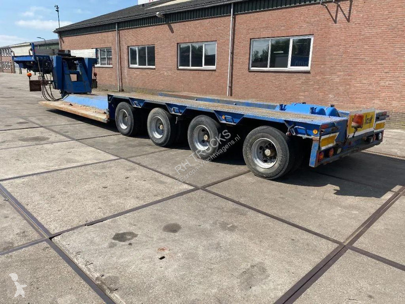 نصف مقطورة Goldhofer 4 AXLE STEERING