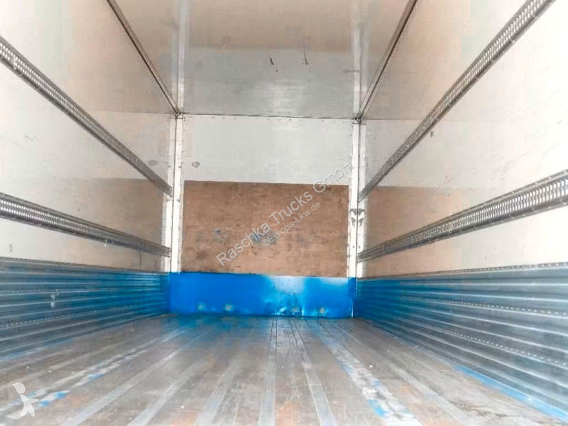 نصف مقطورة Fruehauf Koffer