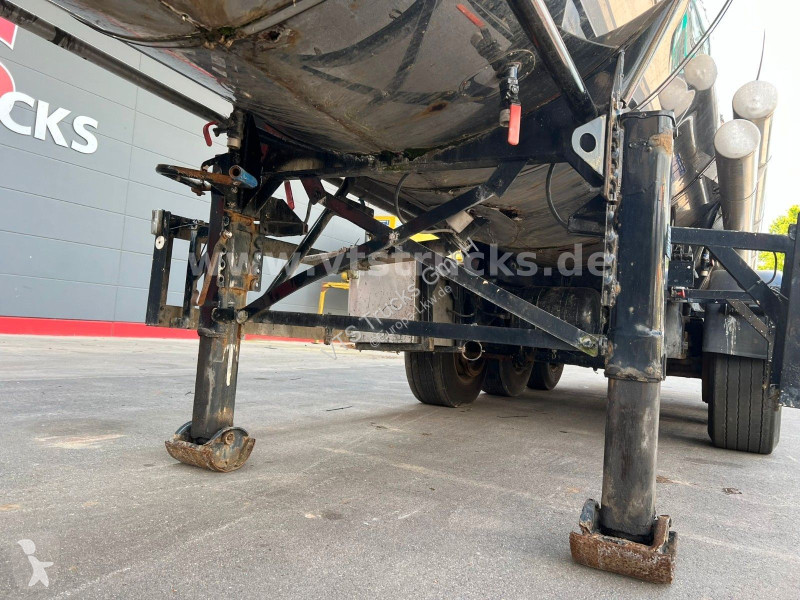 نصف مقطورة Feldbinder TSA 30.3.Kammer...