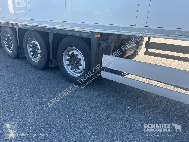 نصف مقطورة Schmitz Cargobull Semitrailer Reefer...