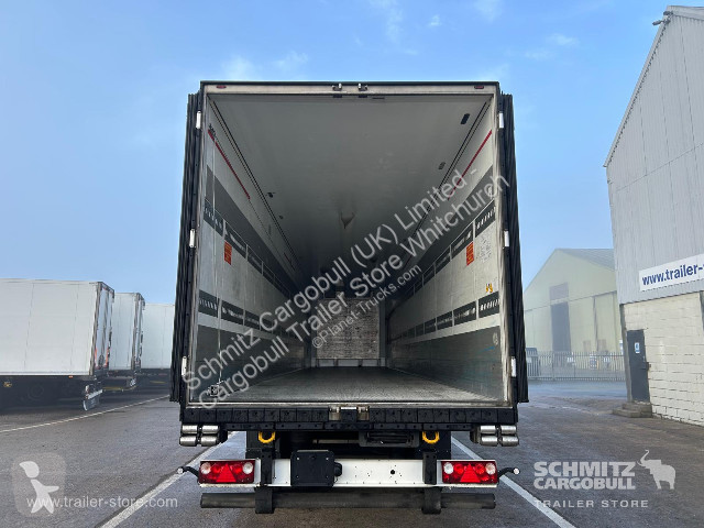Oplegger Schmitz Cargobull Reefer Standard