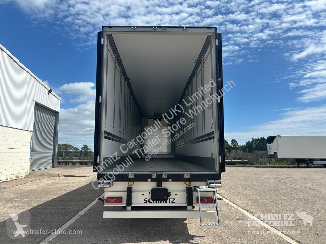 نصف مقطورة Schmitz Cargobull Reefer Standard