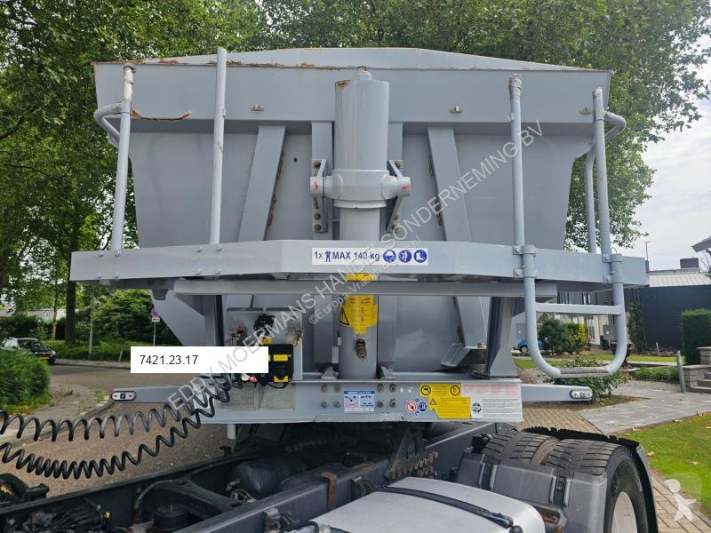 نصف مقطورة Stas S300CX U Rockstar Hardox