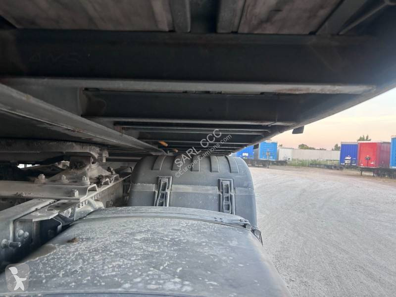 نصف مقطورة Fruehauf BY-439-FY hayon dhollandia 2T