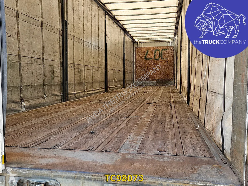 نصف مقطورة Fruehauf