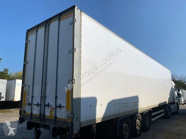 نصف مقطورة Fruehauf