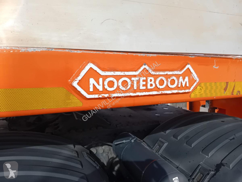نصف مقطورة Nooteboom
