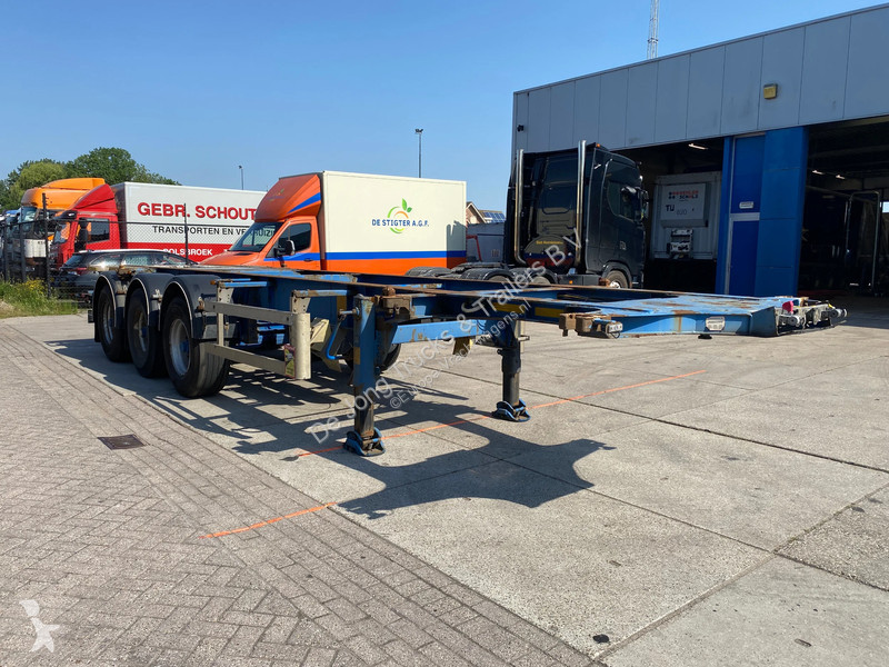 نصف مقطورة LAG / ADR / Tank Chassis / BPW + Drum