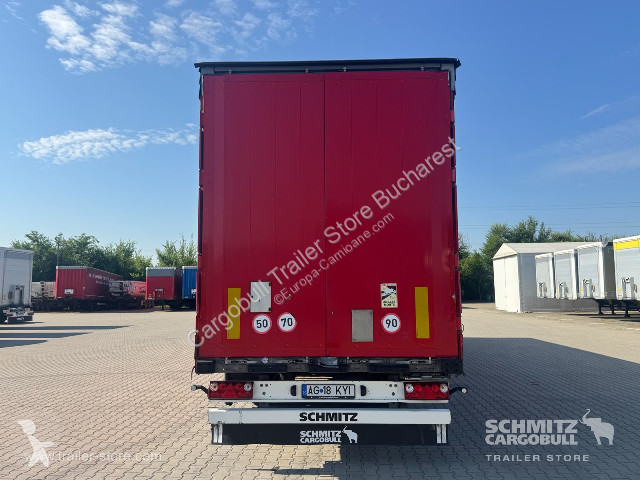 نصف مقطورة Schmitz Cargobull Curtainsider Mega