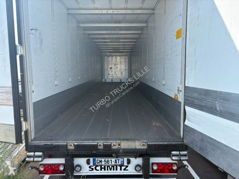 نصف مقطورة Schmitz Cargobull