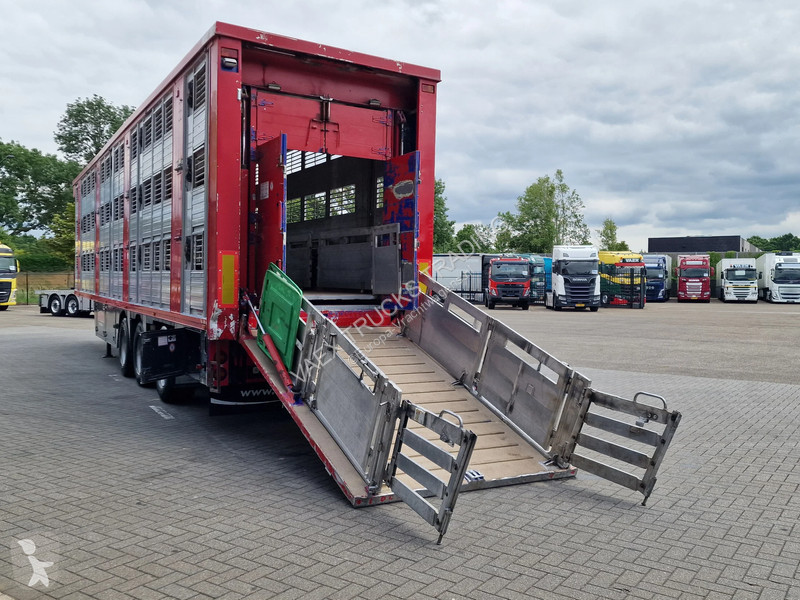 نصف مقطورة Finkl 3 deck - lift- water - vans -...