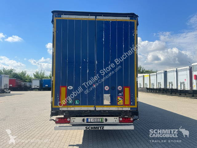 نصف مقطورة Schmitz Cargobull Curtainsider Mega
