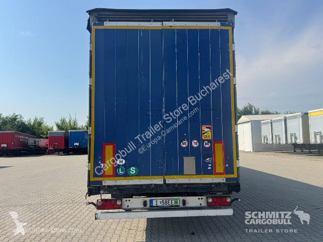 نصف مقطورة Schmitz Cargobull Curtainsider Mega