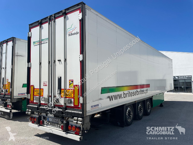 نصف مقطورة Schmitz Cargobull Semitrailer Reefer...