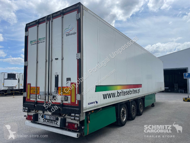 نصف مقطورة Schmitz Cargobull Semitrailer Reefer...