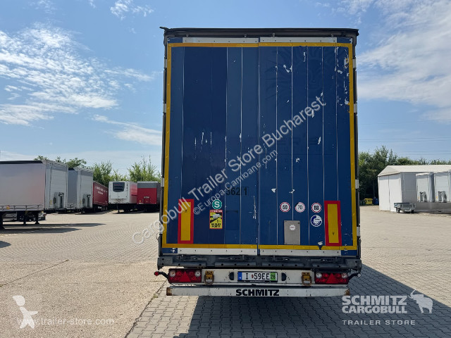 نصف مقطورة Schmitz Cargobull Curtainsider Mega