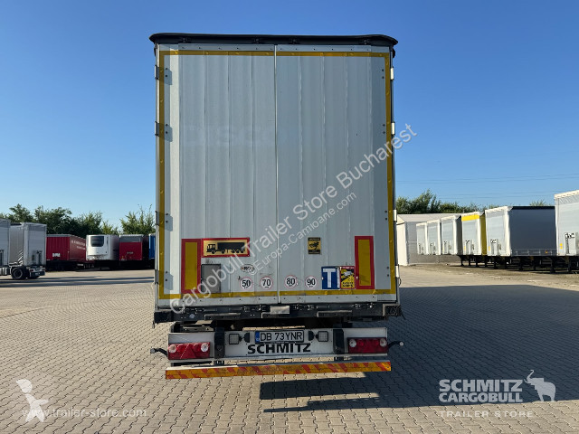 نصف مقطورة Schmitz Cargobull Curtainsider Standard