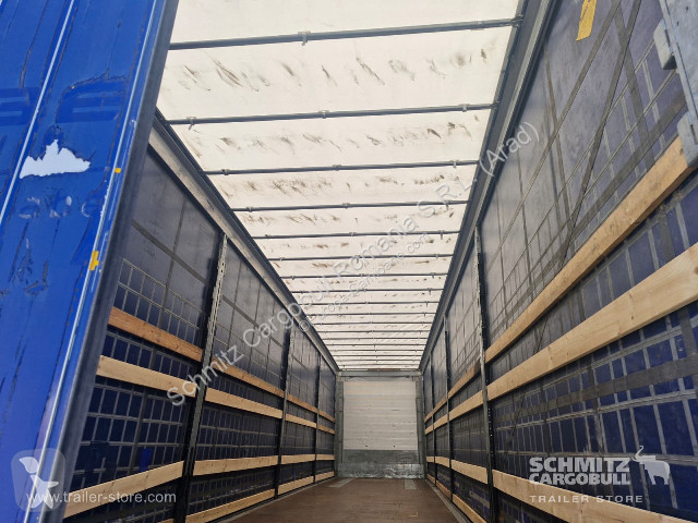 نصف مقطورة Schmitz Cargobull Curtainsider Mega
